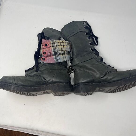 Dr. Martens Women's Triumph 12 Eye Lace Up Dark Green Calf High Boots Size 7 - Picture 3 of 8